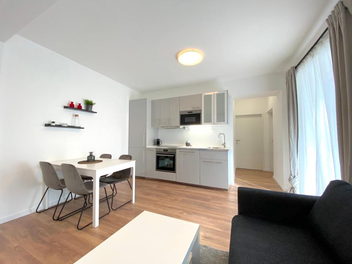 White Inn - Ferienwohnung Mit Terrasse Mürzzuschlag Екстериор снимка