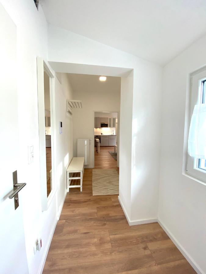 White Inn - Ferienwohnung Mit Terrasse Mürzzuschlag Екстериор снимка